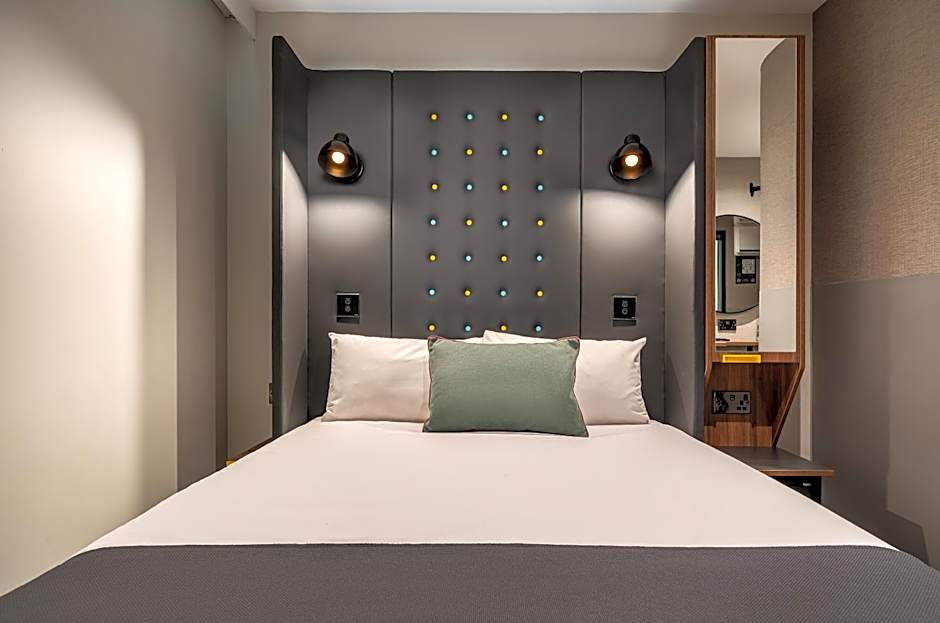 Point A Hotel London Canary Wharf