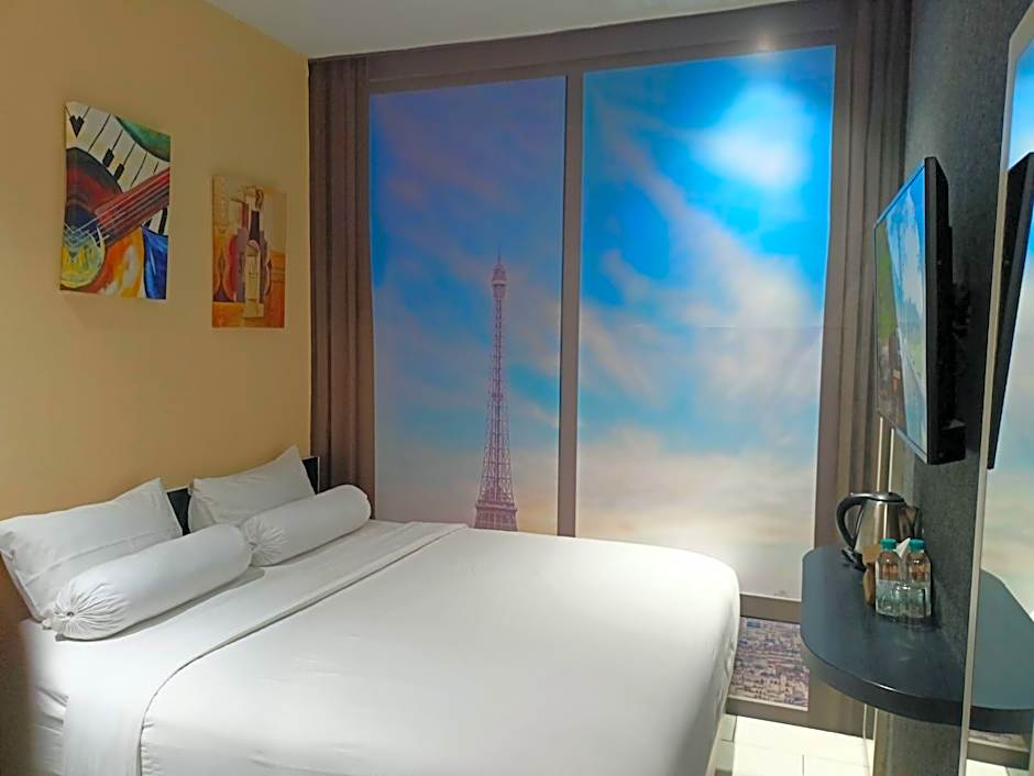 Front One Boutique Karawang