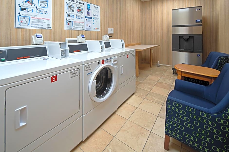Hampton Inn & Suites Bremerton