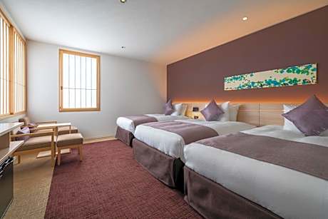 Deluxe Twin Room (Triple Use) - Non-Smoking