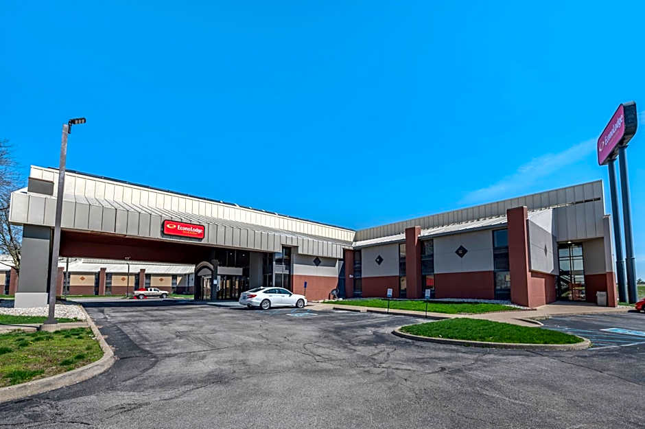 Suburban Studios Lafayette