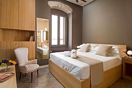 Design Double Room with Air Conditioning