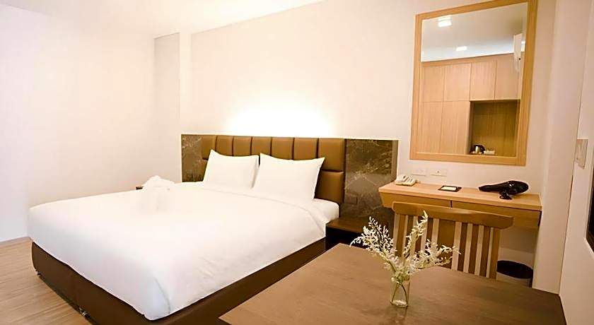 B2 Amata Nakorn Premier Hotel