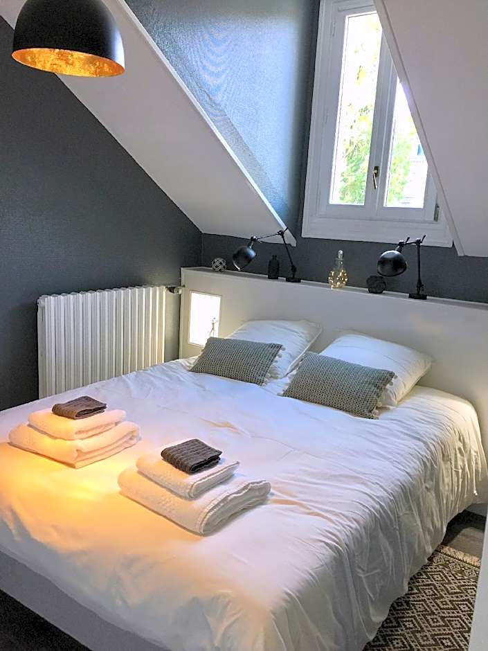 Maison Joussaume Latour