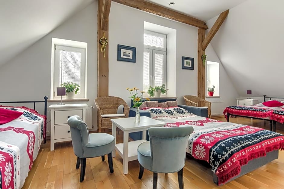 Stara Szkola Trzcin 20