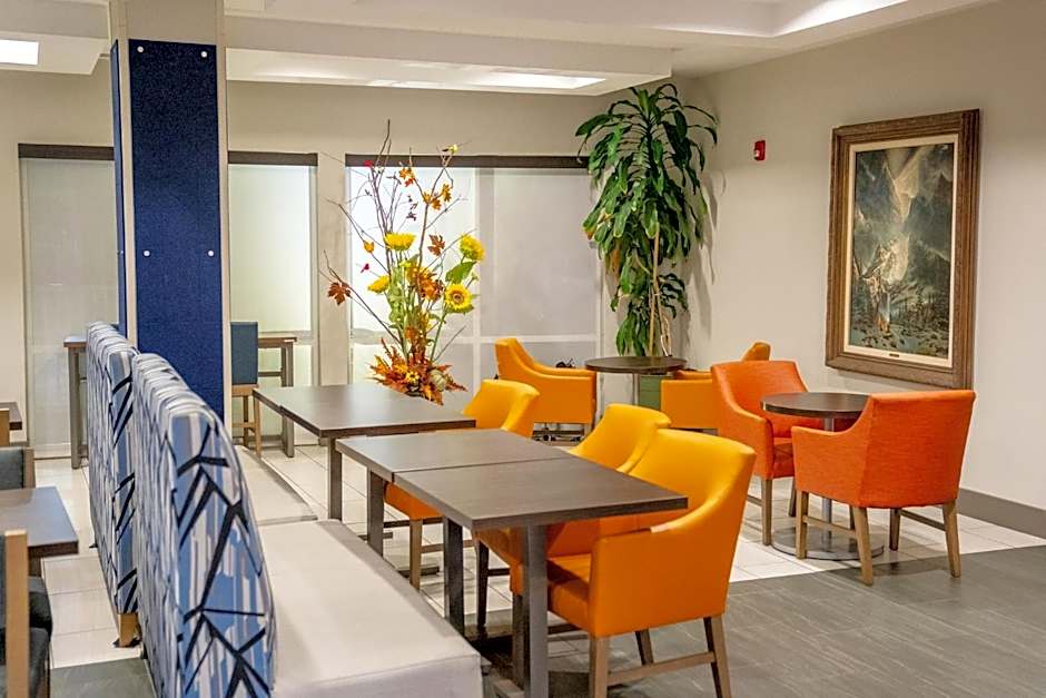 Holiday Inn Express Pembroke By IHG