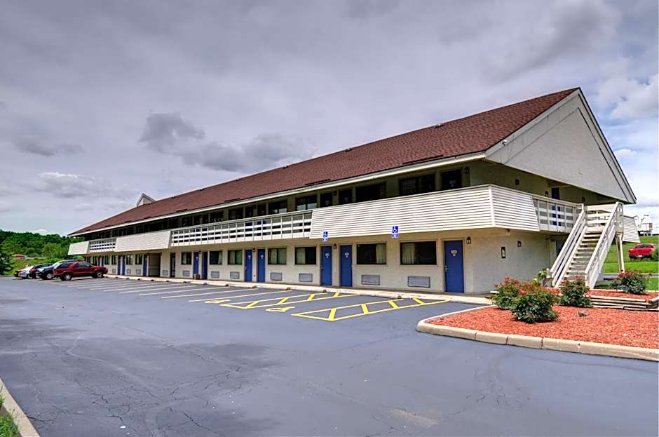 Days Inn by Wyndham Kansas City Northeast