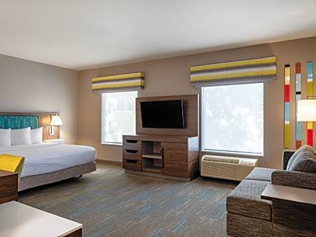 1 KING MOBILITY/HEARING ACC RI SHOWER NOSMOK