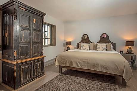 King Room with Balcony