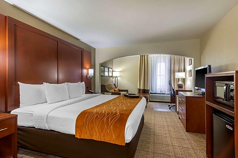 Comfort Inn & Suites Springfield I-44