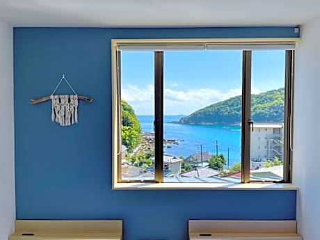 Guesthouse All you need - All rooms have an ocean view!