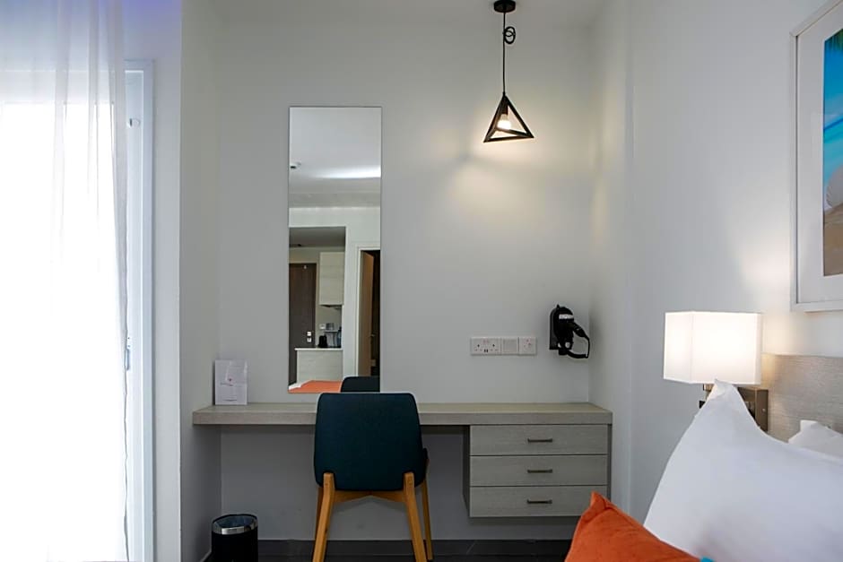 Best Western Plus Larco