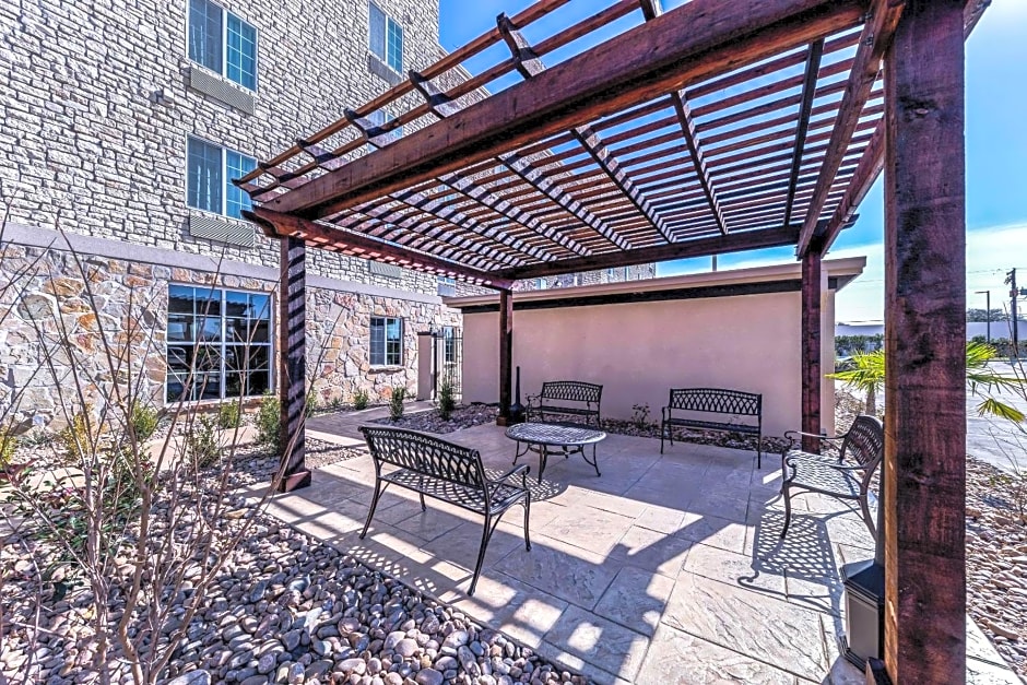 Comfort Suites Grand Prairie - Arlington North