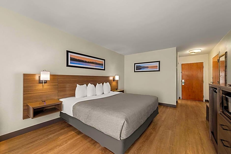 Quality Inn & Suites Matthews - Charlotte