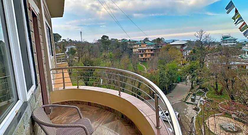 Quartz Himalayan Brothers