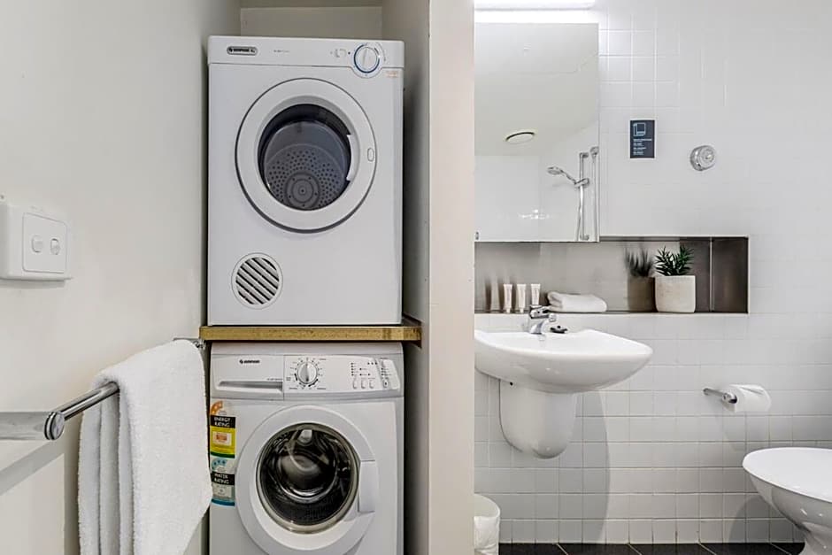 Punthill Apartment Hotel Little Bourke