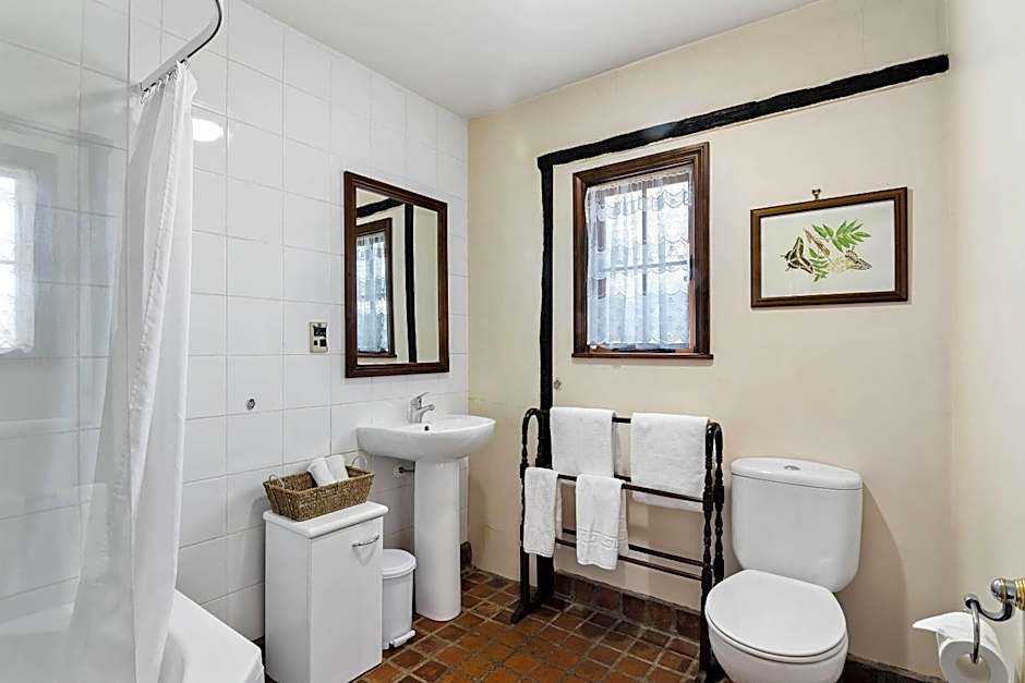 The Honest Lawyer, an Ascend Collection Hotel