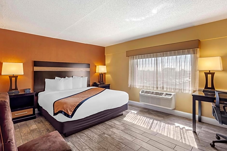 Best Western Plus Newark Airport West