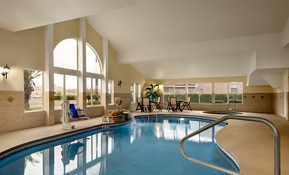 Country Inn & Suites by Radisson, Kingsland, GA