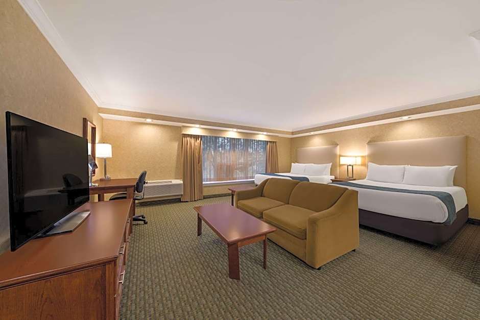 Best Western Voyageur Place Hotel