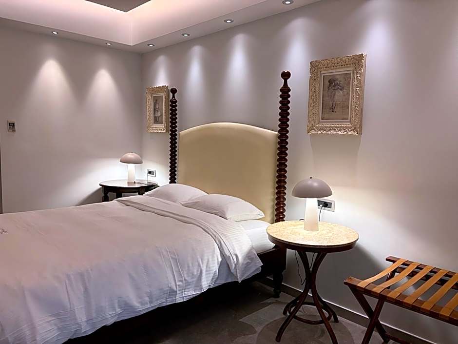 Comfy Boutique Hotel