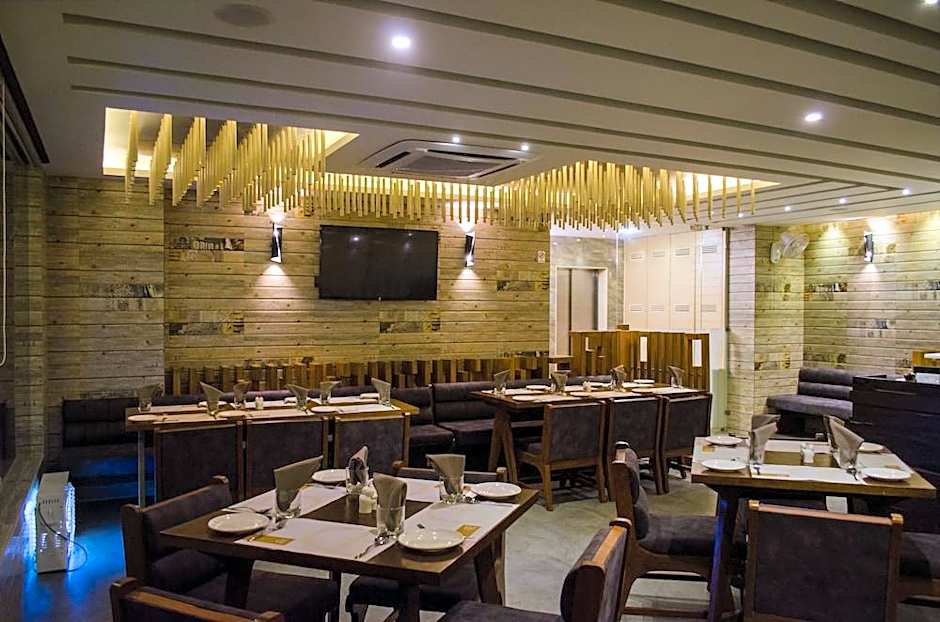 Hotel Grand Elegance