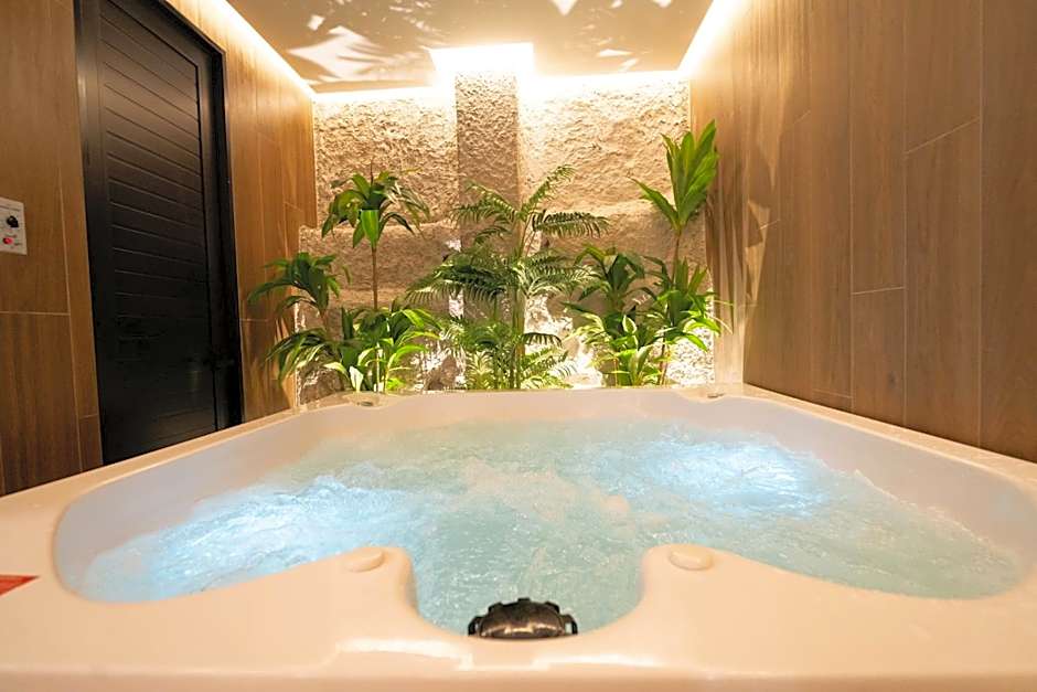 Zi One Luxury Hotel