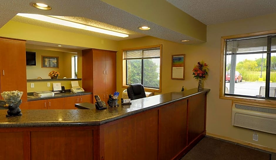 Americas Best Value Inn and Suites International Falls