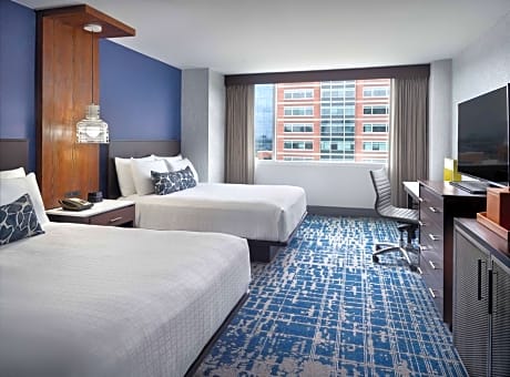 Deluxe 2 Queen Beds Hearing Accessible