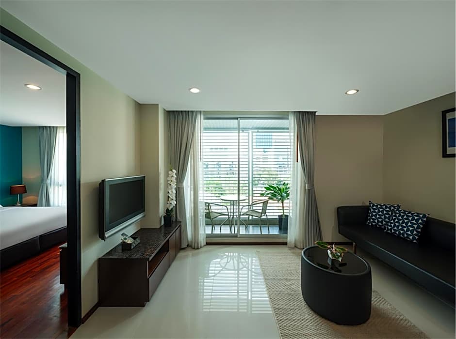 Silom Lofts