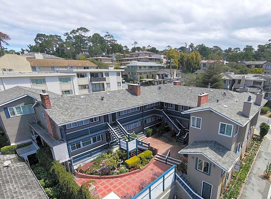 Carmel Wayfarer Inn