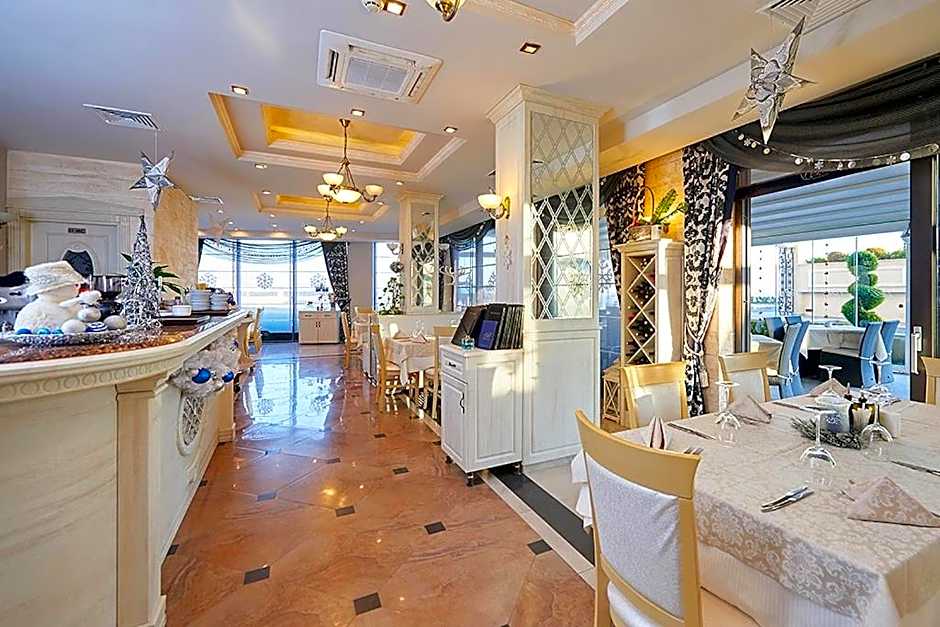 Penelopa Palace Apart Hotel & SPA