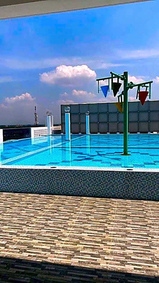 Sri Indar Hotel & Suites
