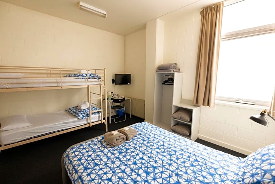 Melbourne Metro YHA