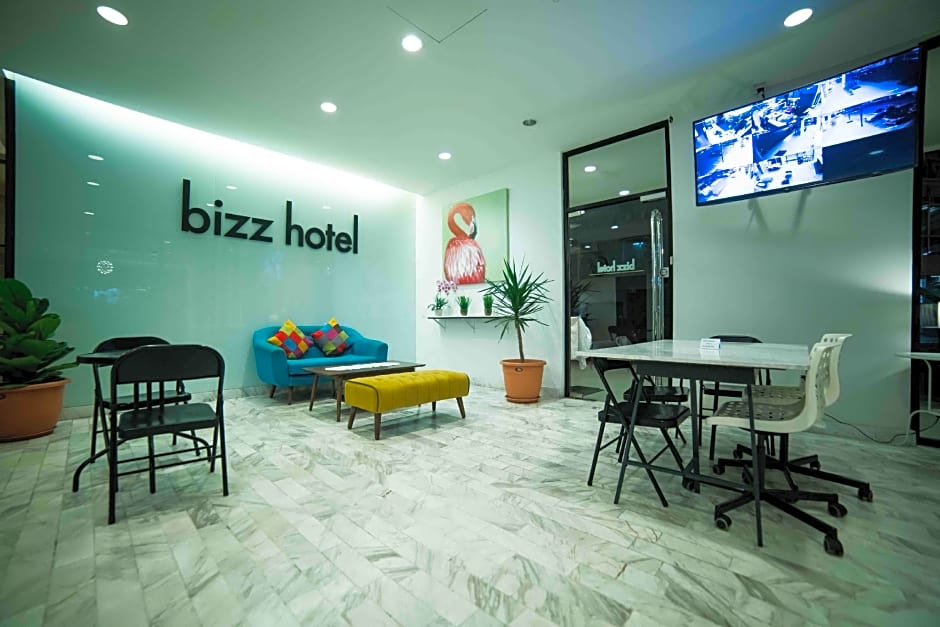 Bizz Hotel