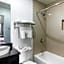 OYO Hotel Irving DFW Airport North