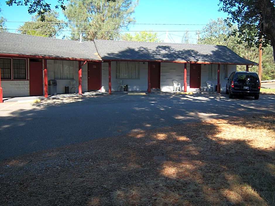 Shasta Dam Motel