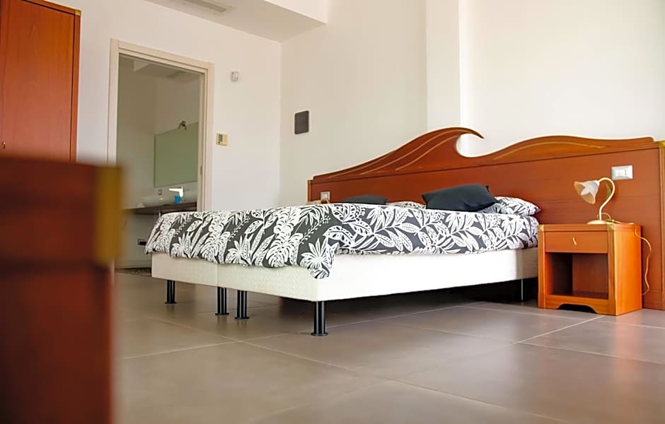 Max Luxury Suite - Servizio Spiaggia Inclusa