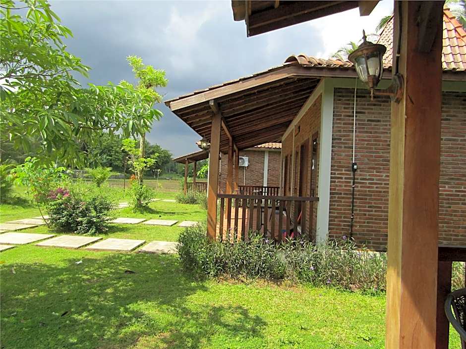 Balkondes Bumiharjo (Kampung Dolanan)
