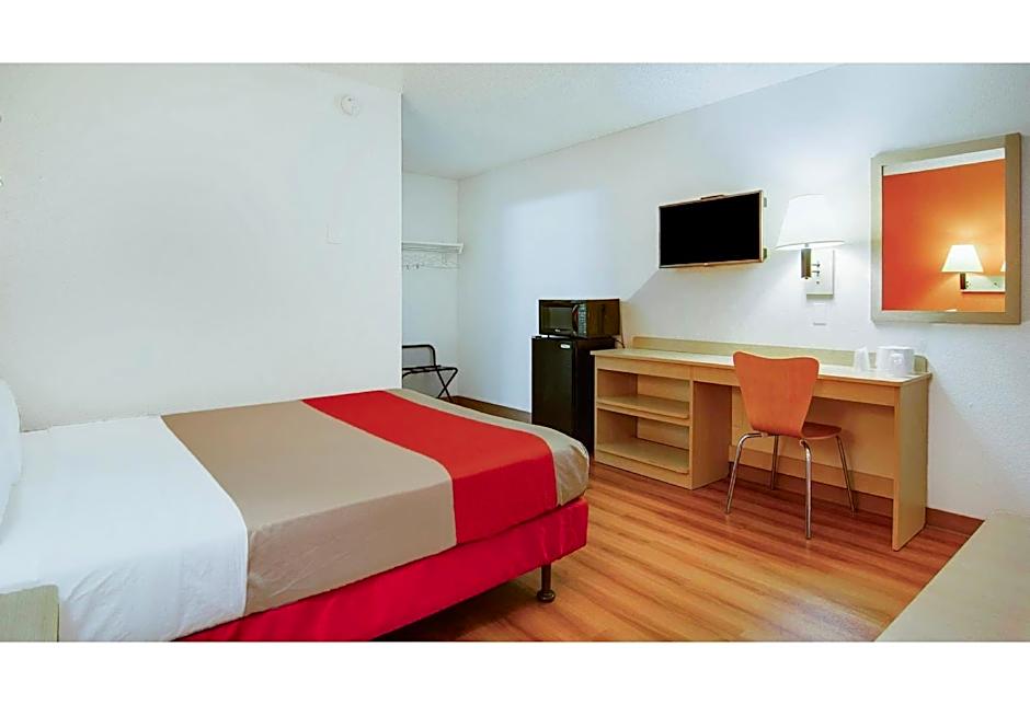 Motel 6-Tacoma, WA - Fife