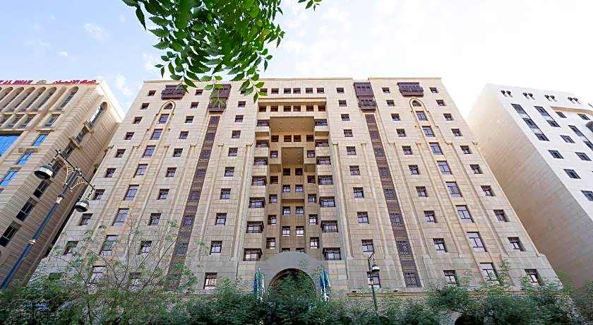 Golden Tulip Al Shakreen