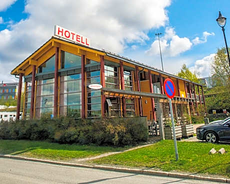 Sandmoen Bed & Breakfast, Free Parking