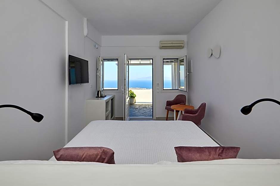 Photo 1 of 13 of Honeymoon Suite