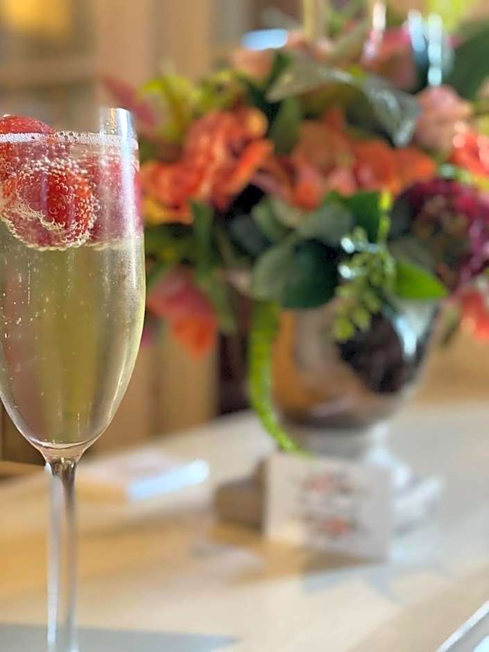 Manor Hotel by Greene King Inns