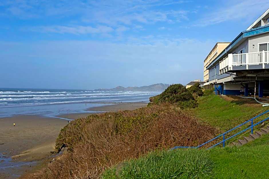 Seagrass Oceanfront Inn
