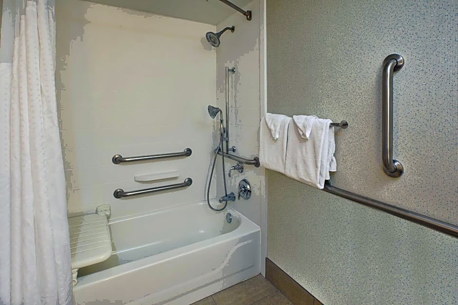 Holiday Inn Express & Suites Chicago-Midway Airport by IHG