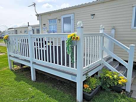 Colorado Caravan Hire at Skipsea Sands Holiday Park