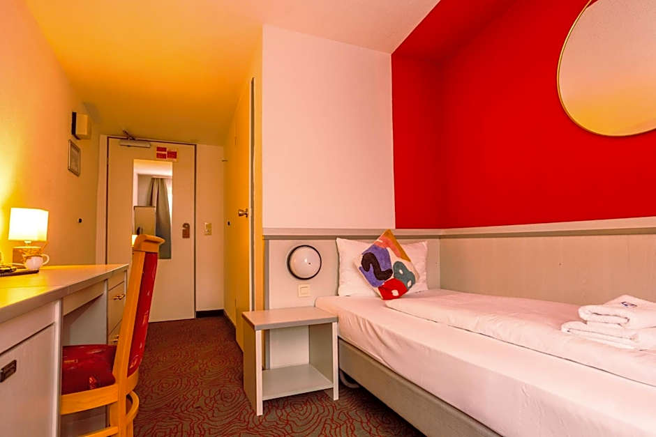 Kulturhotel Hessenland Kassel Innenstadt by stay awesome