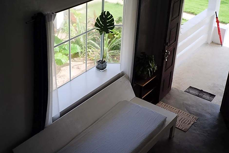 Photo 1 of 12 of Studio, Ocean View