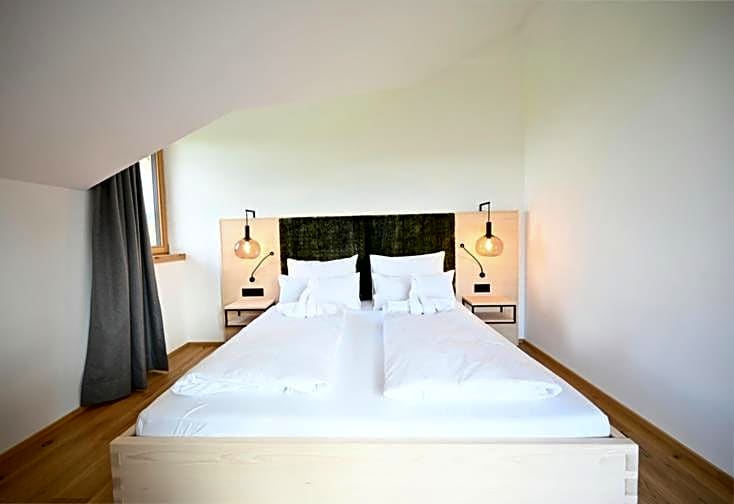 Zdjęcie 1 z 11 — Suite, Mountain View